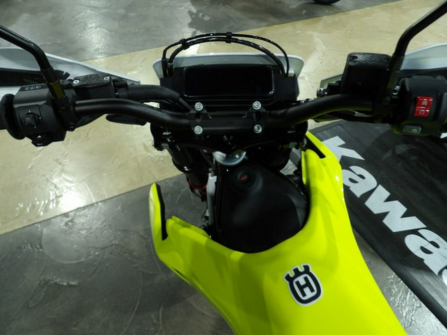 2026 Husqvarna 701 Supermoto 701