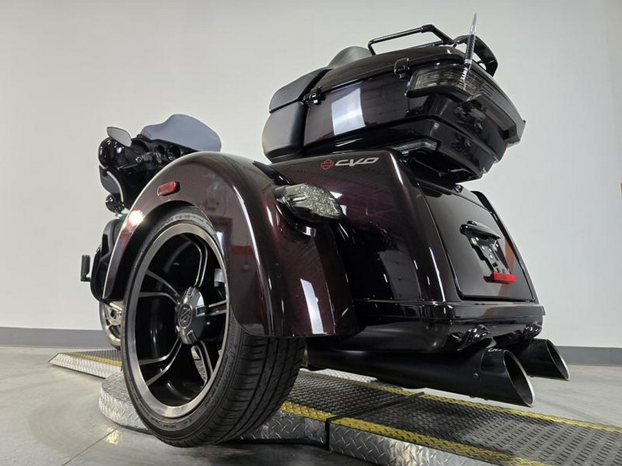 2021 Harley-Davidson® FLHTCUTGSE - CVO™ Tri Glide®