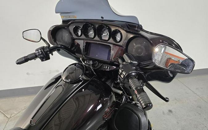 2021 Harley-Davidson® FLHTCUTGSE - CVO™ Tri Glide®