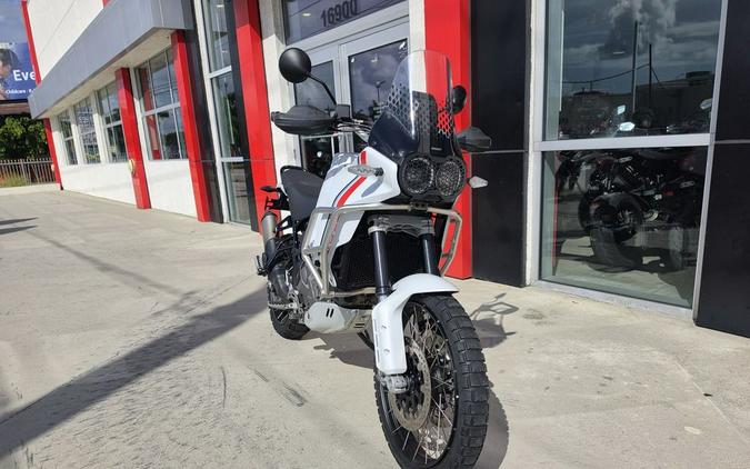 2023 Ducati DesertX Star White Silk