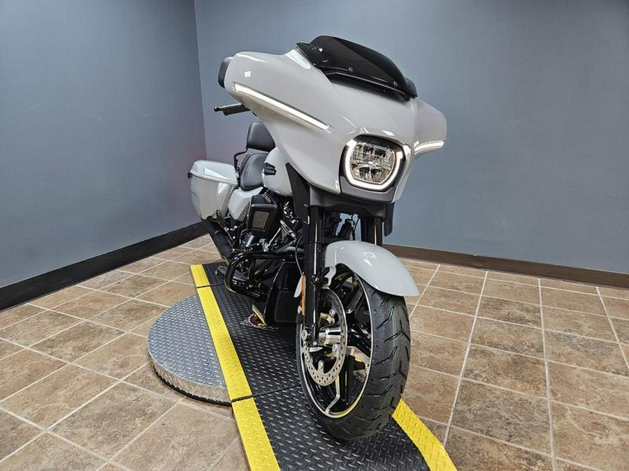 2024 Harley-Davidson® FLHX - Street Glide®