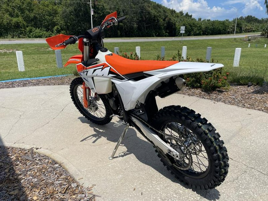 2023 KTM 125 XC