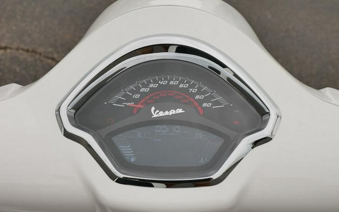 2025 VESPA GTS 310 Super