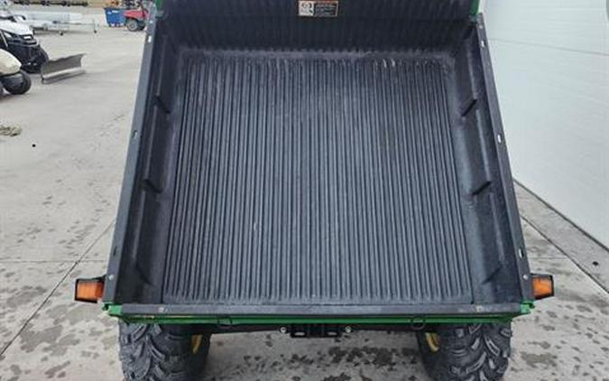 2009 John Deere Gator™ XUV 620i 4x4 (Green & Yellow)