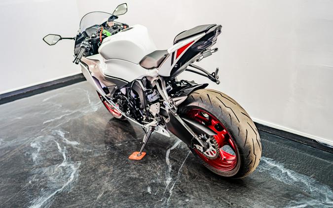 2024 Kawasaki Ninja ZX-6R ABS