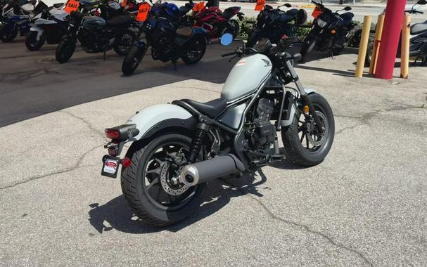 2026 Honda REBEL 300 E-CLUTCH