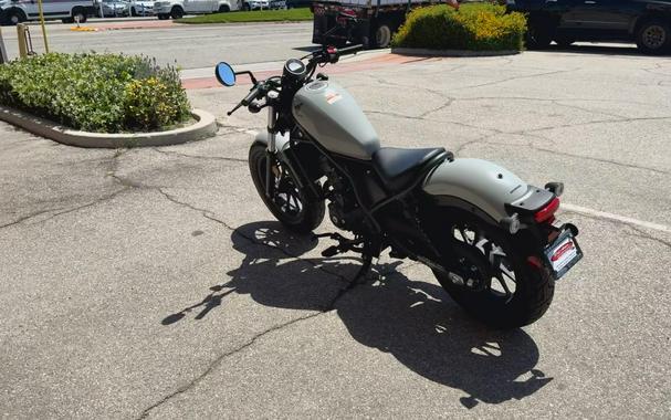 2026 Honda REBEL 300 E-CLUTCH