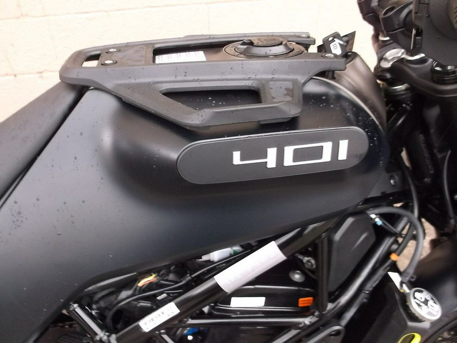 2023 Husqvarna® Svartpilen 401