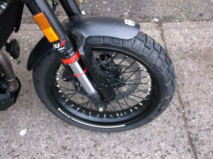 2023 Husqvarna® Svartpilen 401