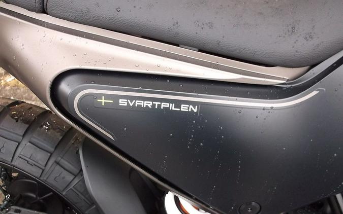 2023 Husqvarna® Svartpilen 401