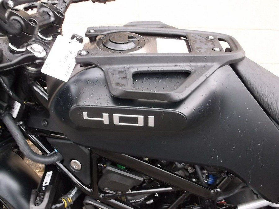 2023 Husqvarna® Svartpilen 401