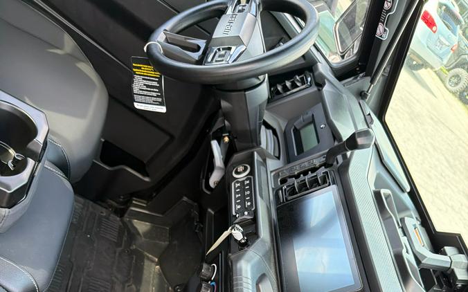 2026 Can-Am Defender Limited HD11