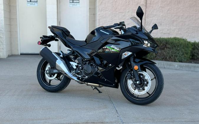 2024 Kawasaki Ninja® 500