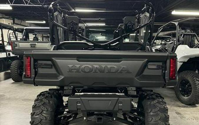 2024 Honda® Pioneer 1000-6 Deluxe Crew