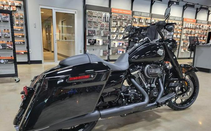 2025 Harley-Davidson® FLHRXS - Road King® Special