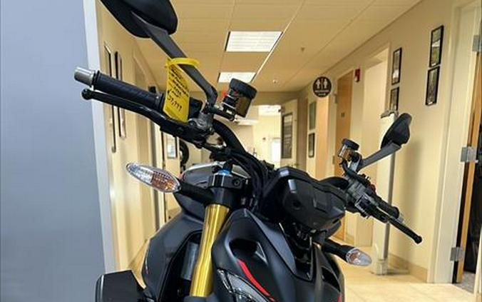 2022 Ducati Streetfighter V4 SP