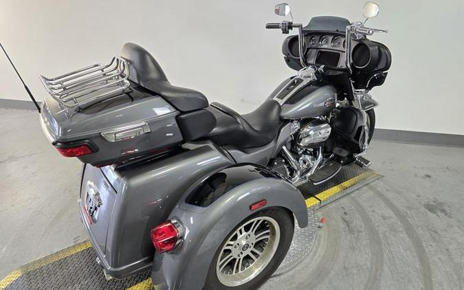 2022 Harley-Davidson® FLHTCUTG - Tri Glide® Ultra