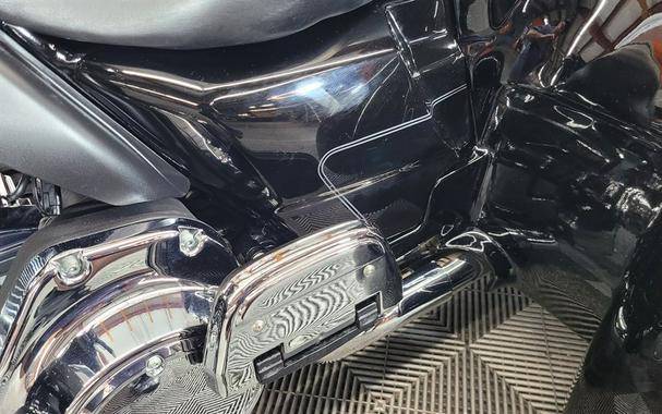 2011 HARLEY DAVIDSON ULTRA TRIKE CSC