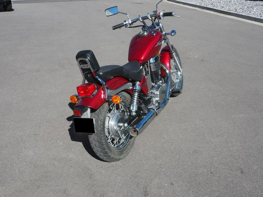 2006 Suzuki Boulevard S40