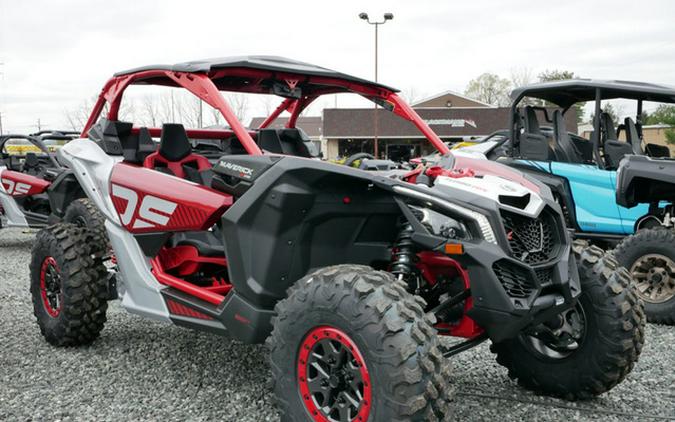 2024 Can-Am Maverick X3 X Ds Turbo RR Fiery Red & Hyper Silver