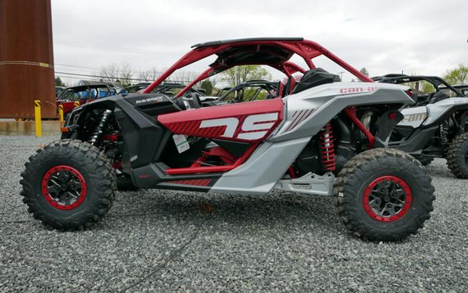 2024 Can-Am Maverick X3 X Ds Turbo RR Fiery Red & Hyper Silver