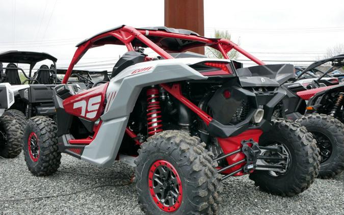 2024 Can-Am Maverick X3 X Ds Turbo RR Fiery Red & Hyper Silver