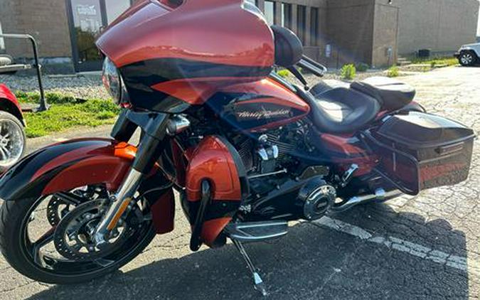 2017 Harley-Davidson CVO™ Street Glide®