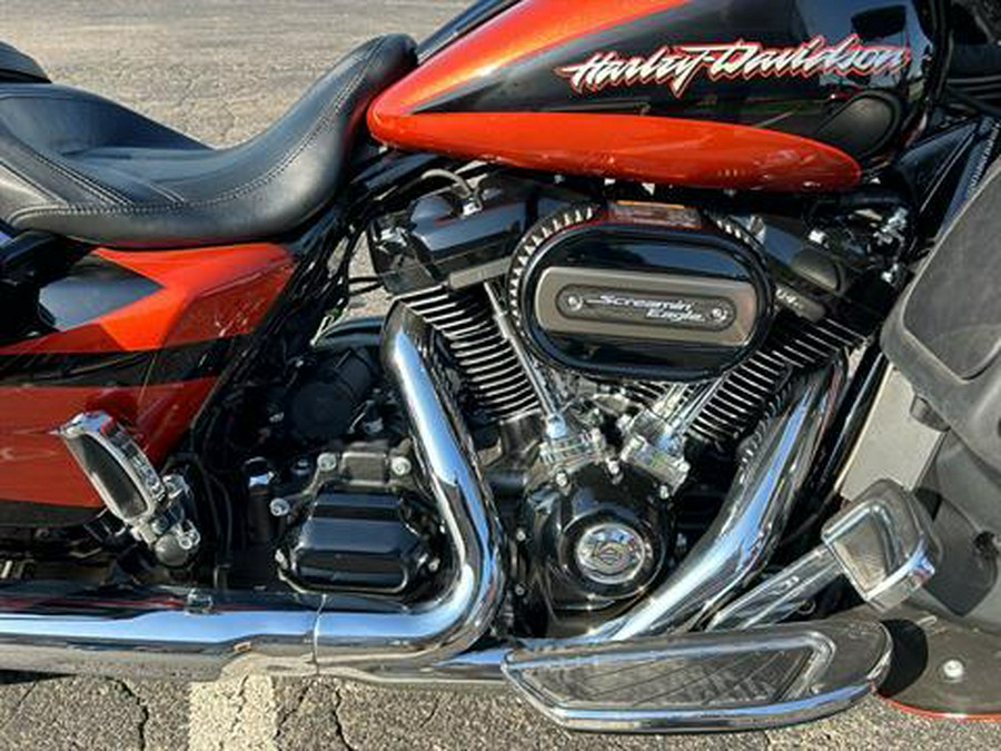 2017 Harley-Davidson CVO™ Street Glide®