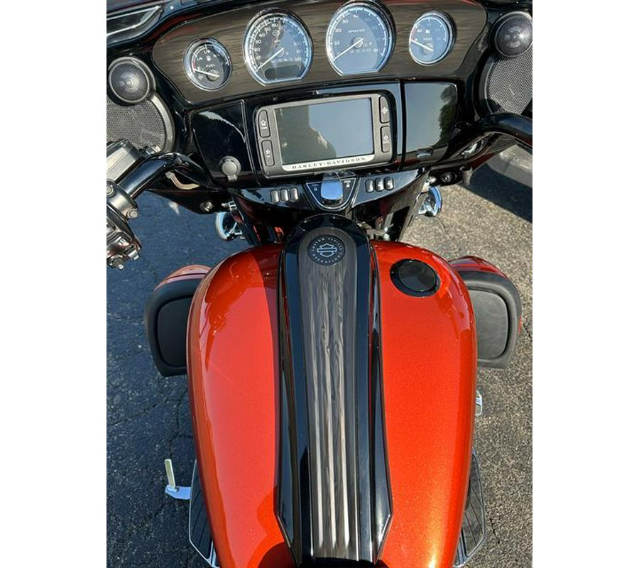 2017 Harley-Davidson CVO™ Street Glide®