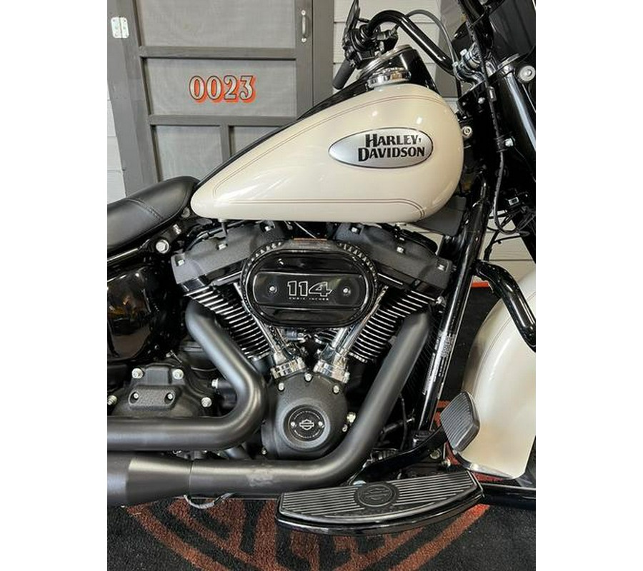 2022 Harley-Davidson® FLHCS - Heritage Classic 114