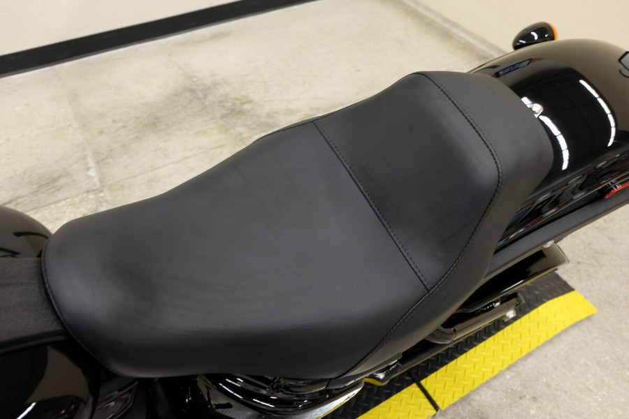 2023 FXLRS Low Rider® S - In Vivid Black