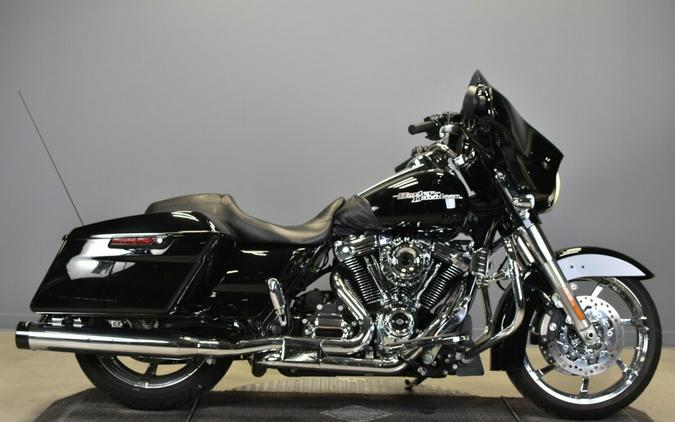 2017 Harley-Davidson Street Glide Special