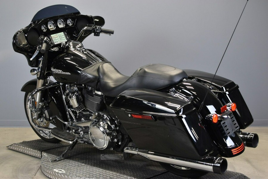 2017 Harley-Davidson Street Glide Special