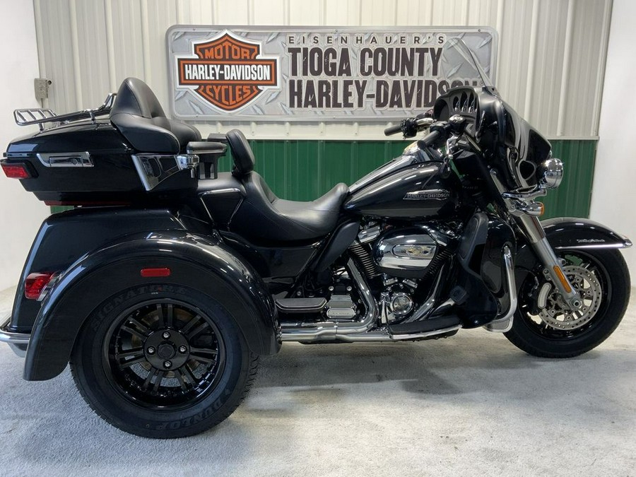 2018 Harley-Davidson® FLHTCUTG - Tri Glide® Ultra