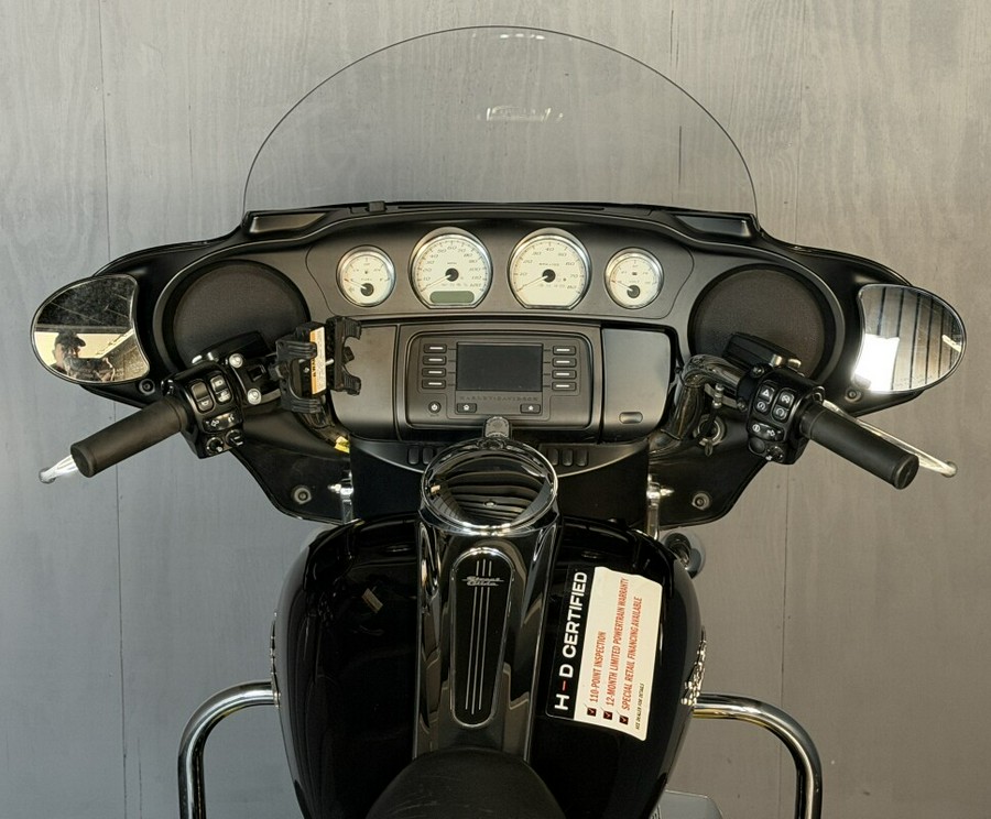 2018 Harley-Davidson® Street Glide® FLHX BLACK