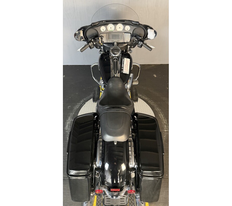2018 Harley-Davidson® Street Glide® FLHX BLACK