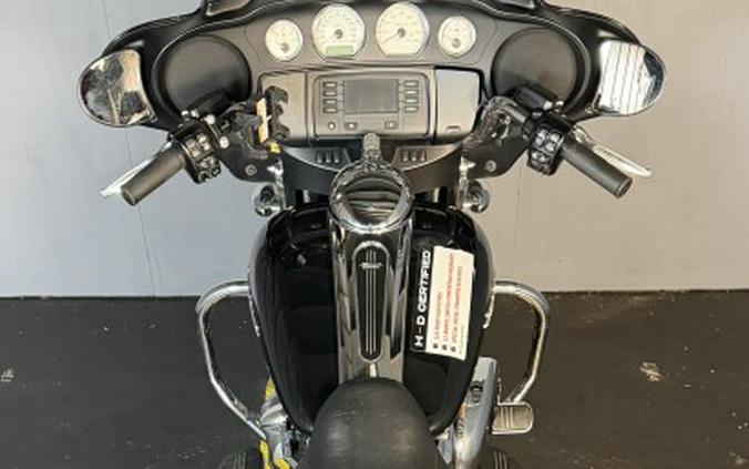 2018 Harley-Davidson® Street Glide® FLHX BLACK