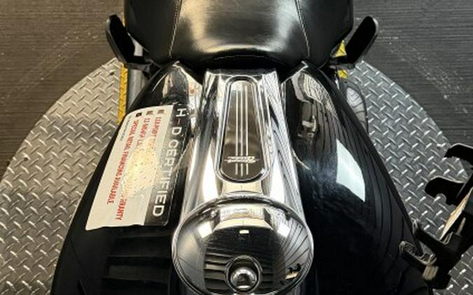 2018 Harley-Davidson® Street Glide® FLHX BLACK