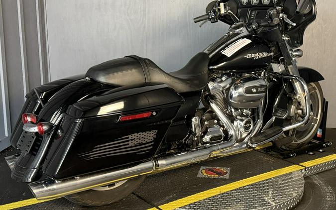 2018 Harley-Davidson® Street Glide® FLHX BLACK