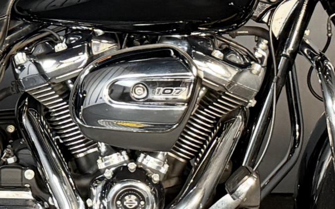 2018 Harley-Davidson® Street Glide® FLHX BLACK