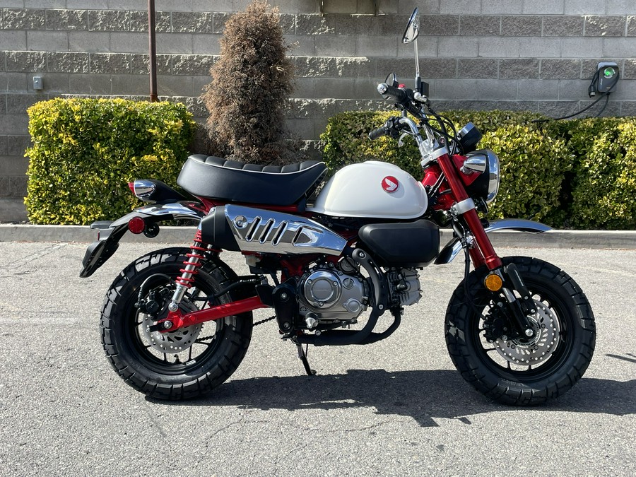 2025 Honda Monkey ABS