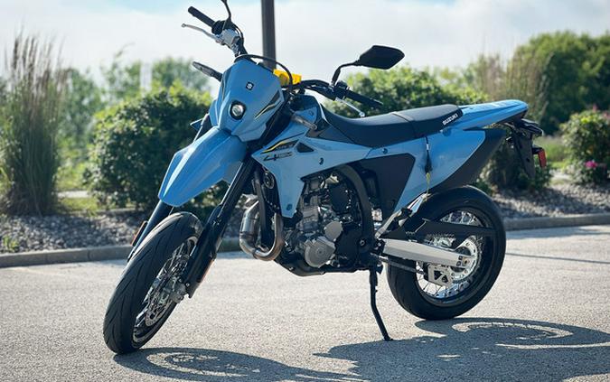 2025 Suzuki DR-Z 4SM
