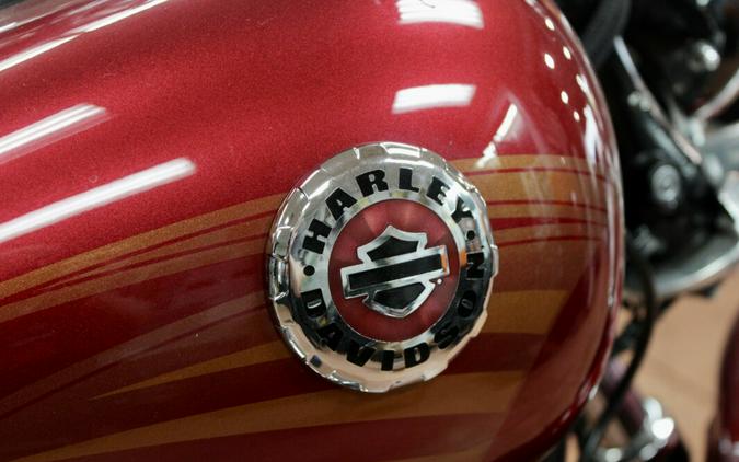 2016 Harley-Davidson® Breakout® Velocity Red Sunglo