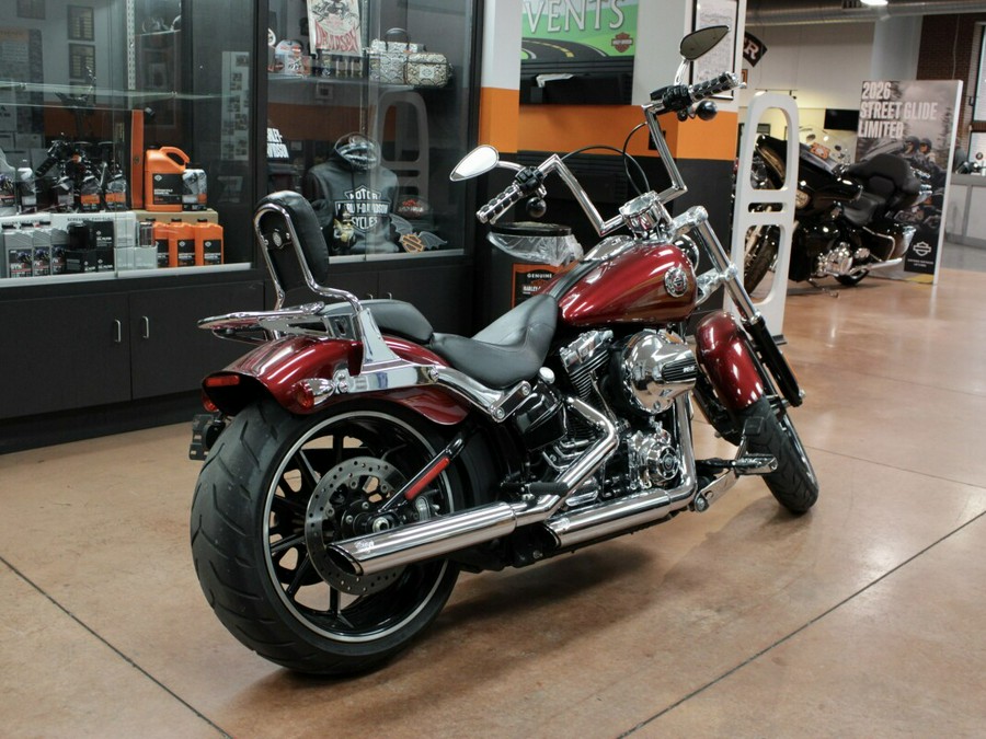 2016 Harley-Davidson® Breakout® Velocity Red Sunglo