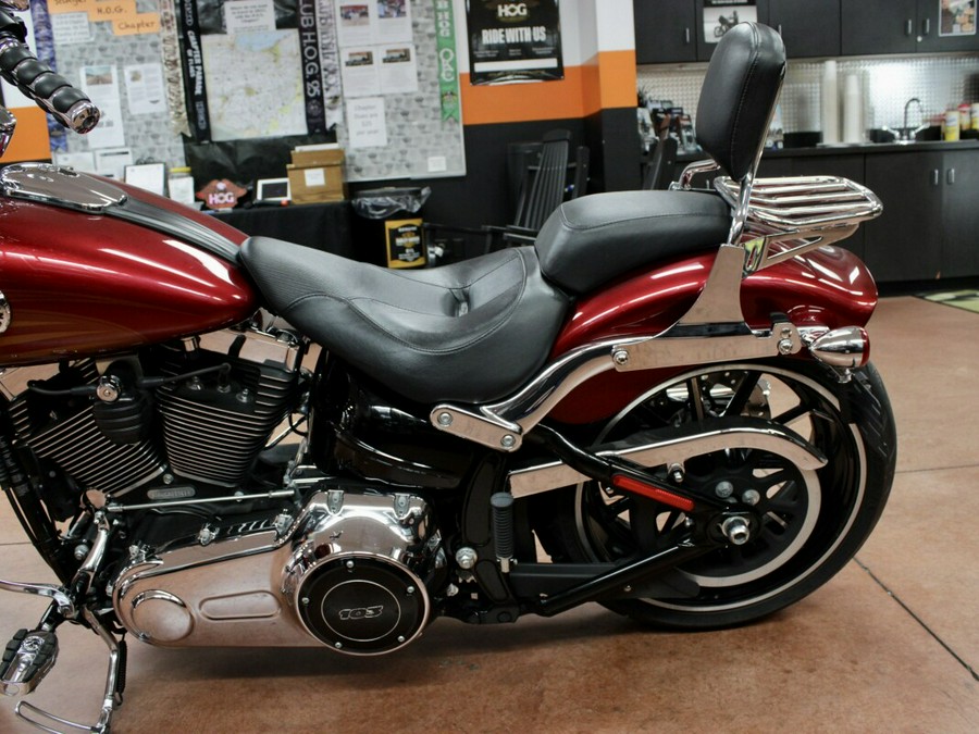 2016 Harley-Davidson® Breakout® Velocity Red Sunglo
