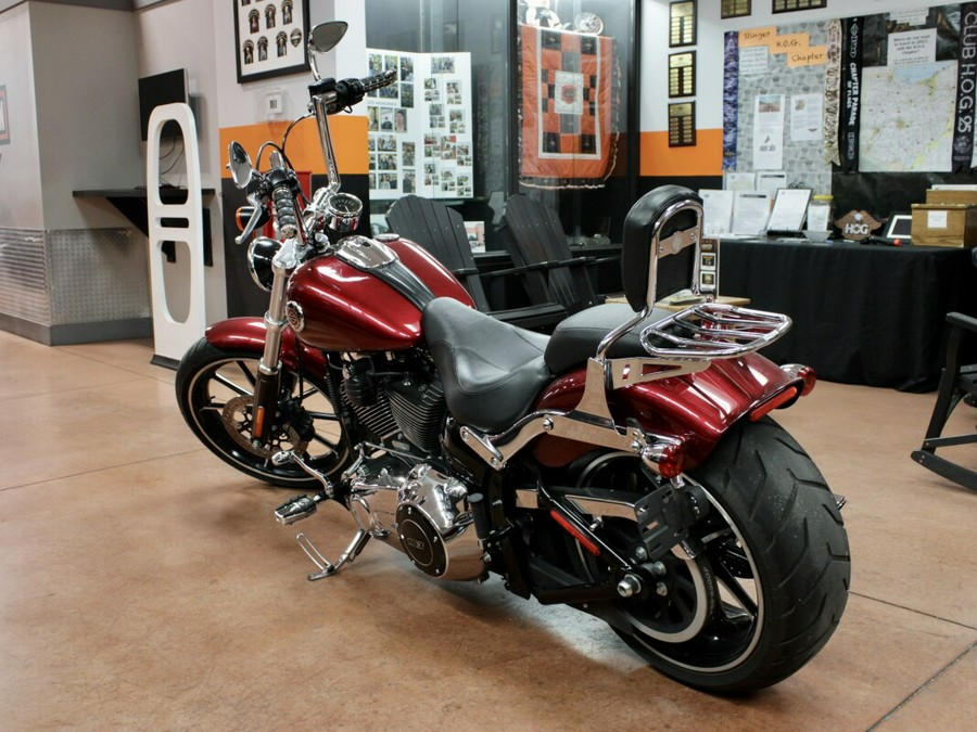 2016 Harley-Davidson® Breakout® Velocity Red Sunglo