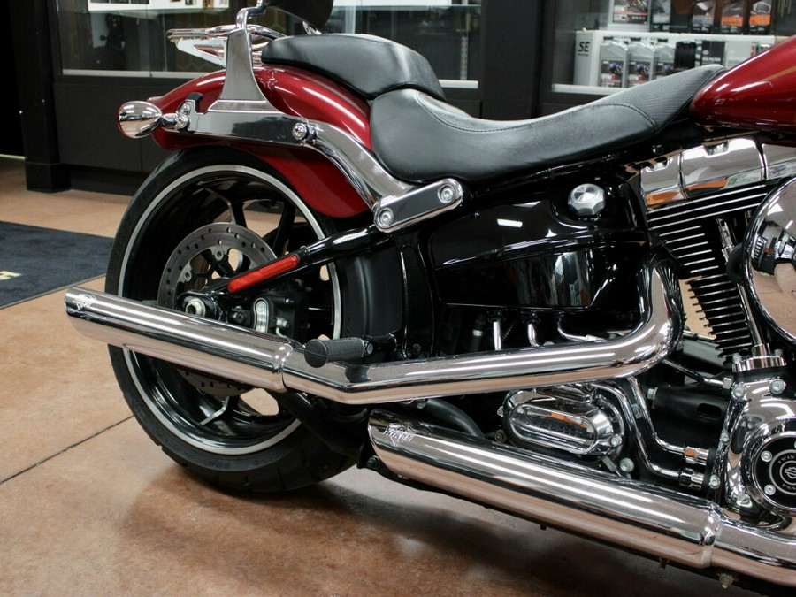 2016 Harley-Davidson® Breakout® Velocity Red Sunglo