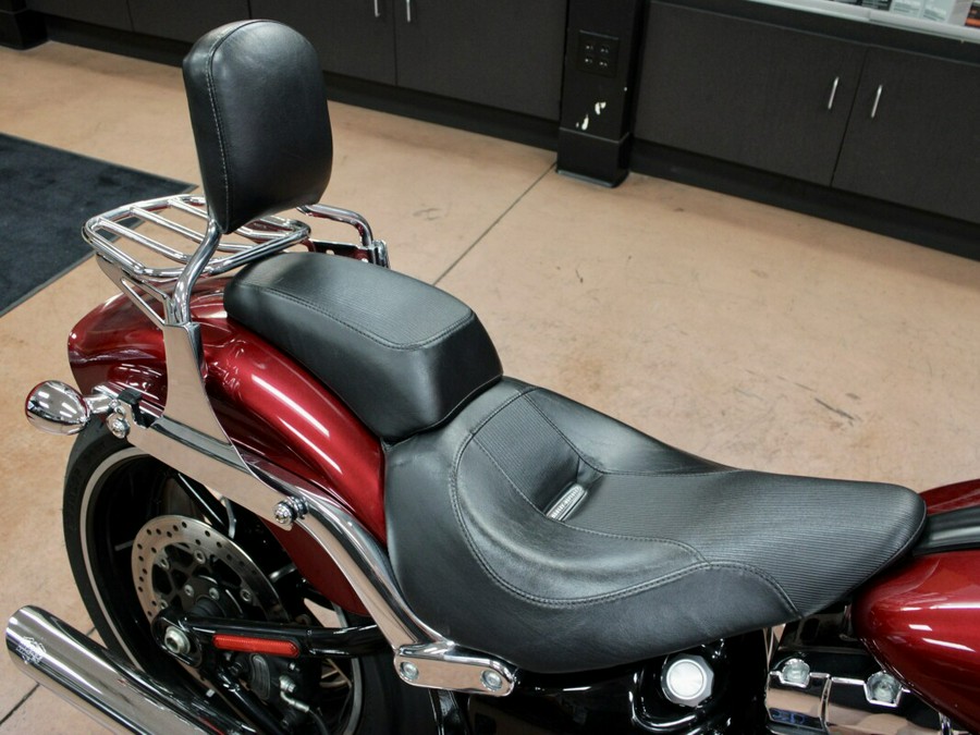 2016 Harley-Davidson® Breakout® Velocity Red Sunglo