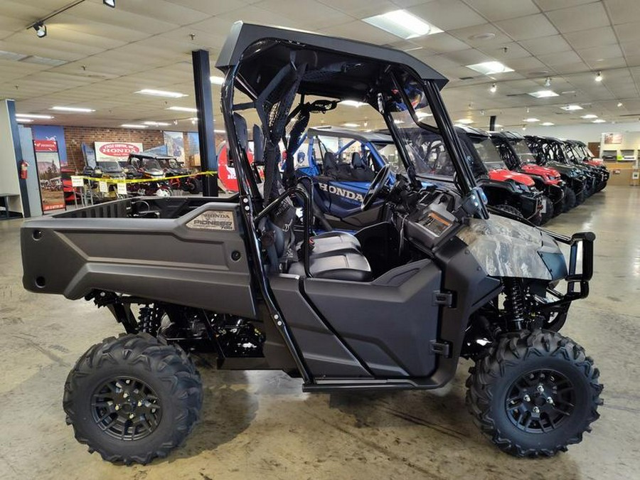 2025 Honda® Pioneer 700 Forest