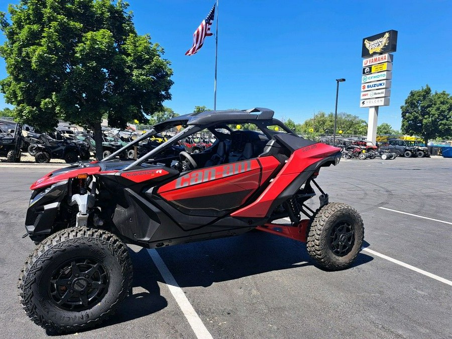 2024 Can-Am™ Maverick R X